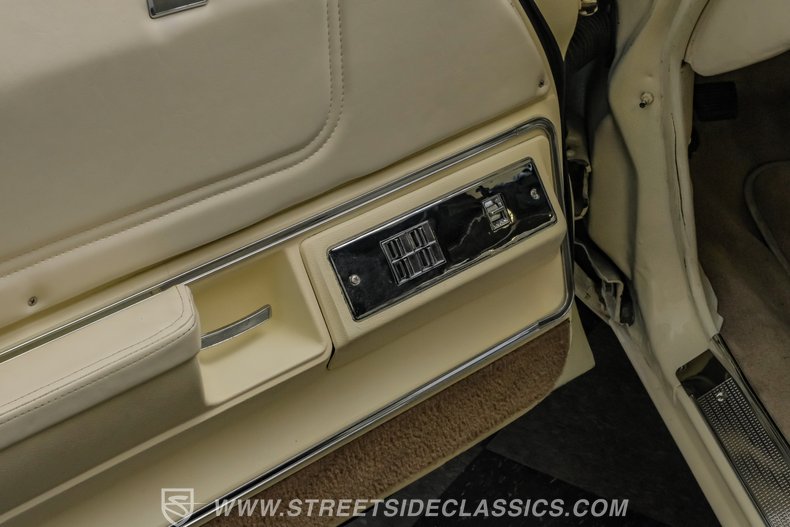 1975 Pontiac Grand Ville 43