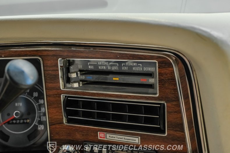 1975 Pontiac Grand Ville 50