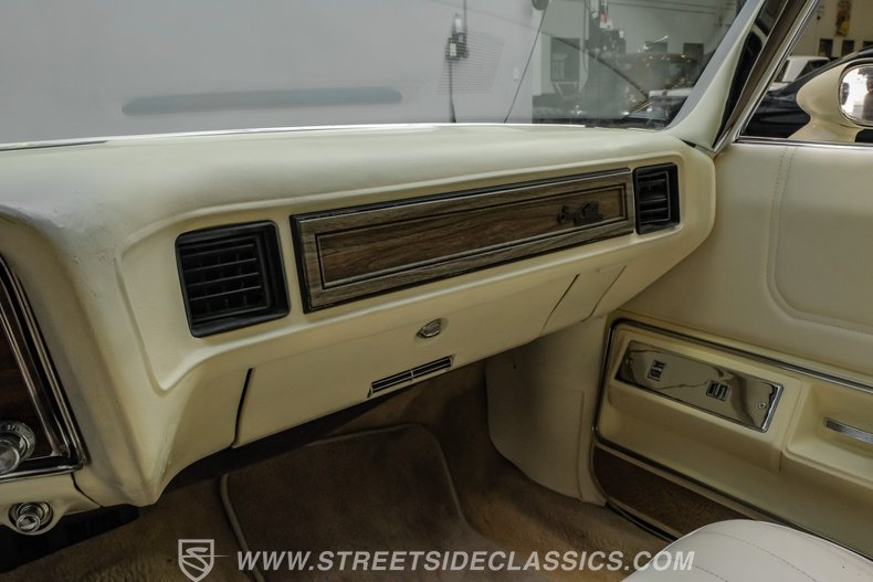 1975 Pontiac Grand Ville 48