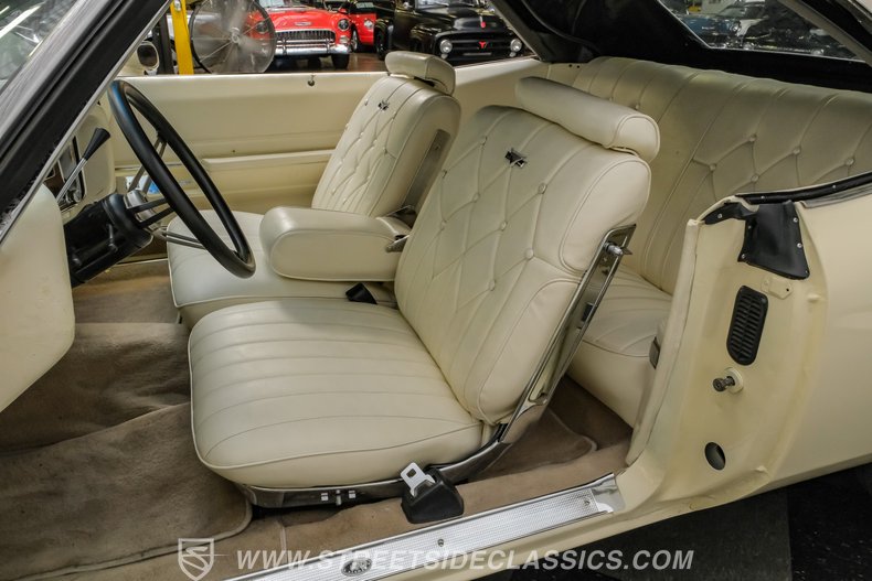 1975 Pontiac Grand Ville 55