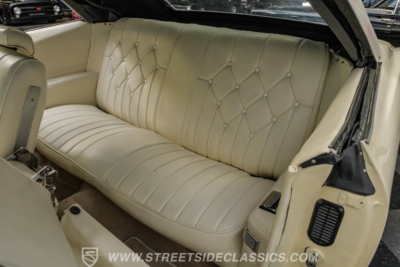 1975 Pontiac Grand Ville 56