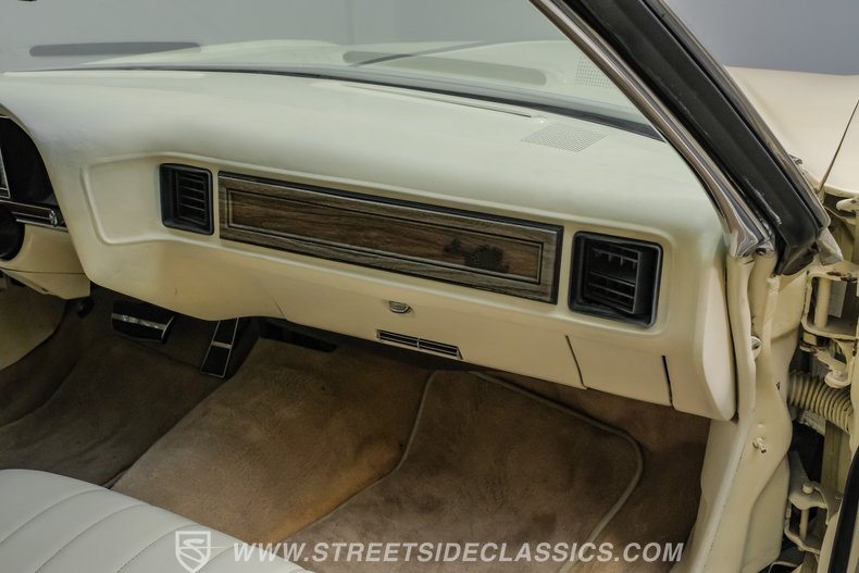 1975 Pontiac Grand Ville 62