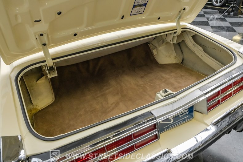 1975 Pontiac Grand Ville 69