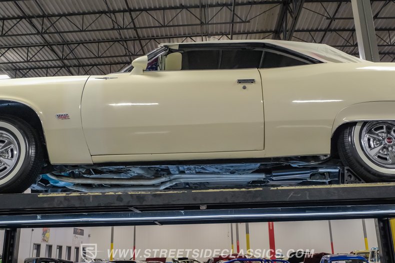 1975 Pontiac Grand Ville 83