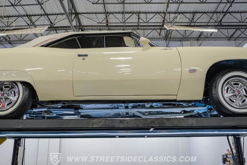 1975 Pontiac Grand Ville 87
