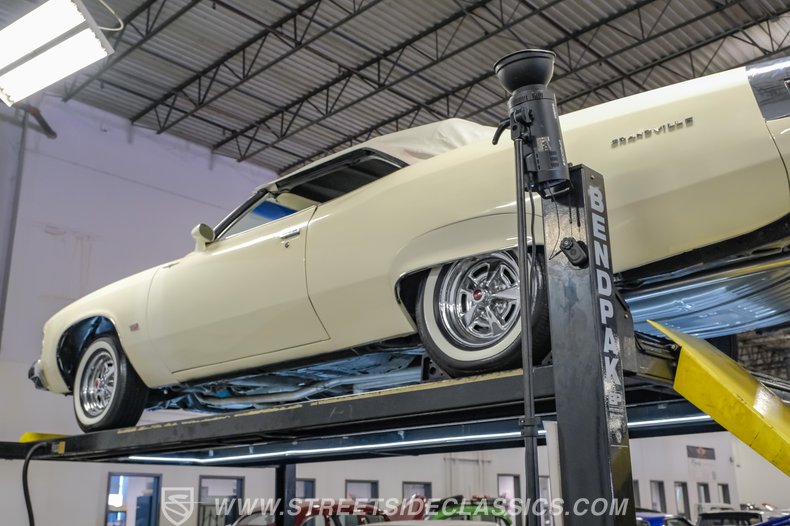 1975 Pontiac Grand Ville 90