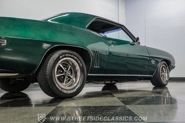 1969 Chevrolet Camaro 28