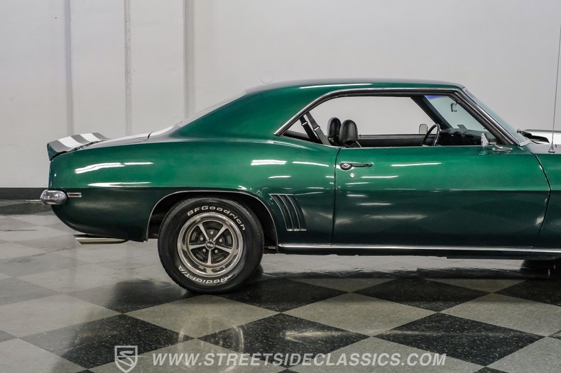 1969 Chevrolet Camaro 29