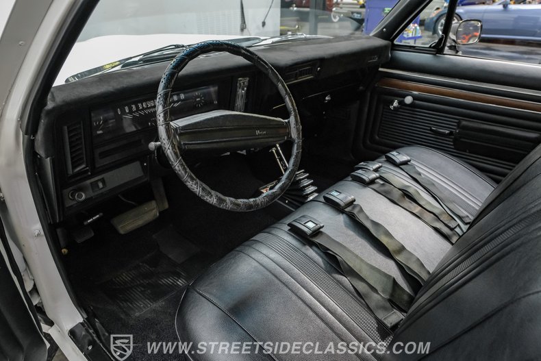 1971 Chevrolet Nova 4
