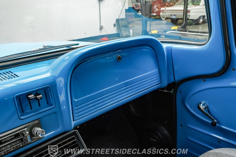 1961 Chevrolet C10 54