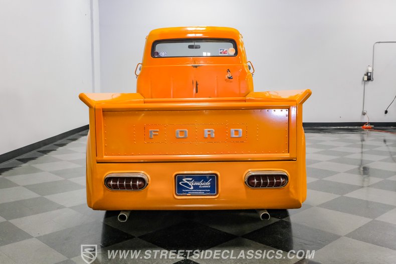 1955 Ford C-600 10