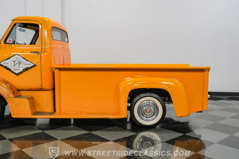 1955 Ford C-600 23