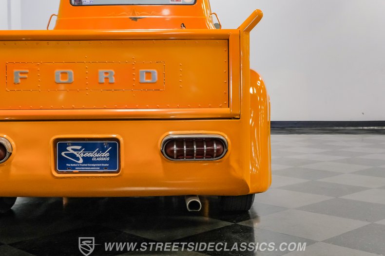 1955 Ford C-600 25