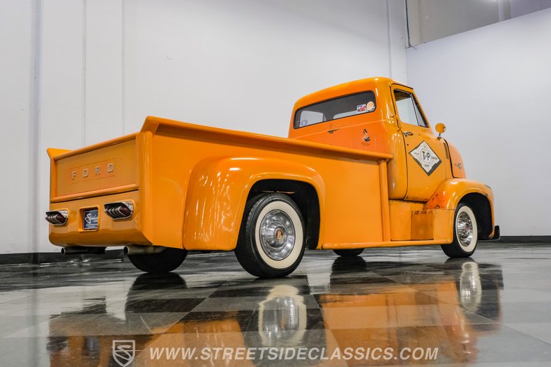 1955 Ford C-600 26
