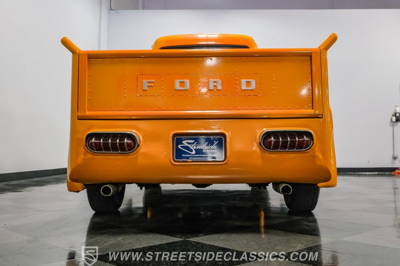 1955 Ford C-600 31