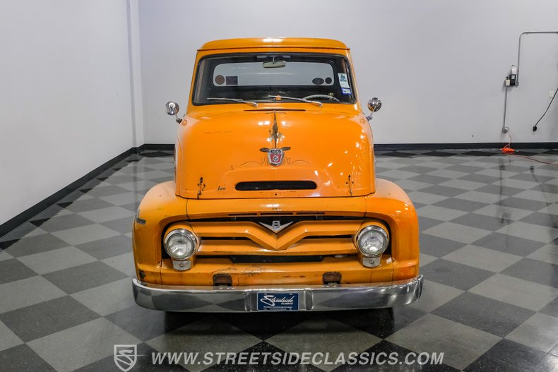 1955 Ford C-600 32