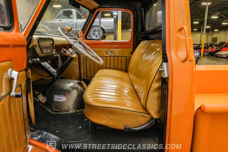 1955 Ford C-600 43
