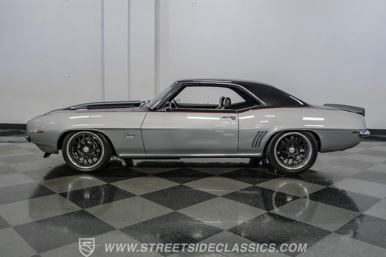 1969 Chevrolet Camaro 2