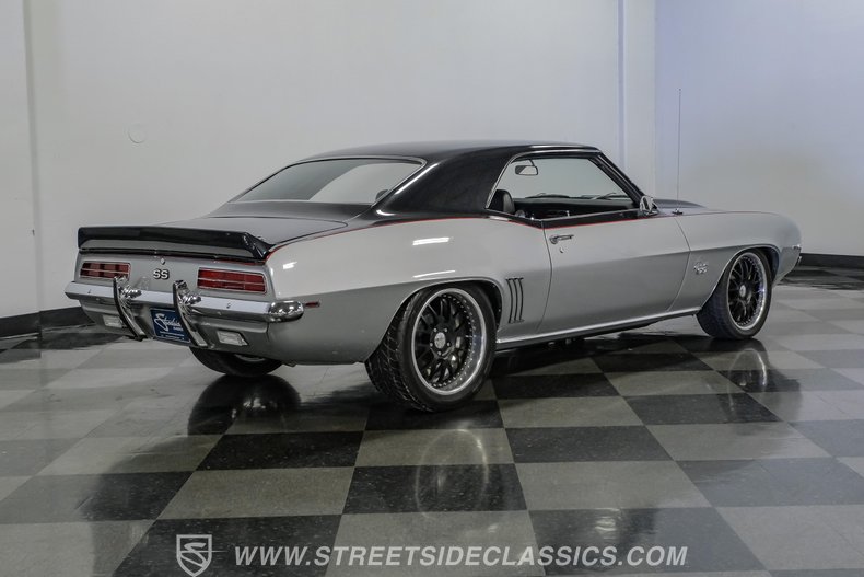 1969 Chevrolet Camaro 12