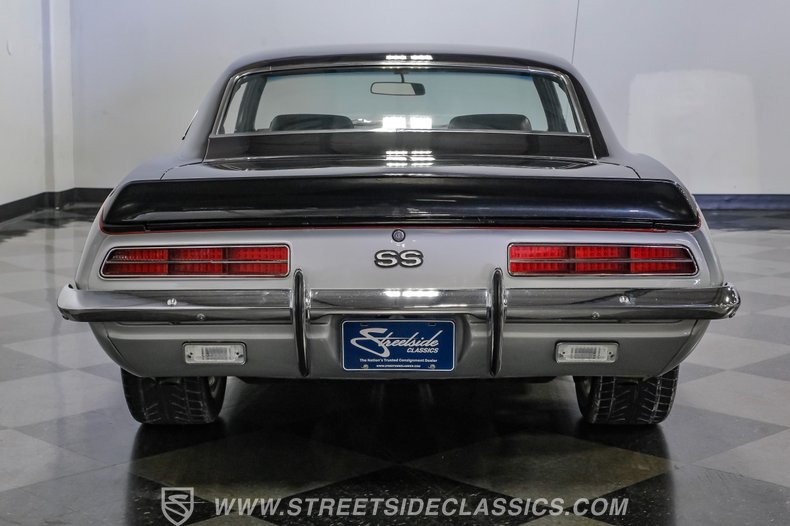 1969 Chevrolet Camaro 11