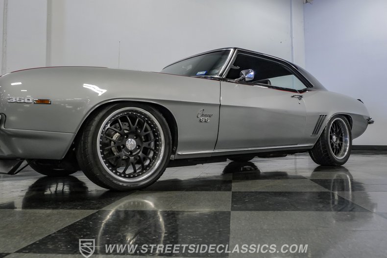 1969 Chevrolet Camaro 22