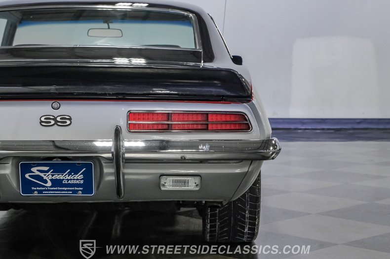 1969 Chevrolet Camaro 26