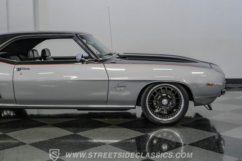 1969 Chevrolet Camaro 30