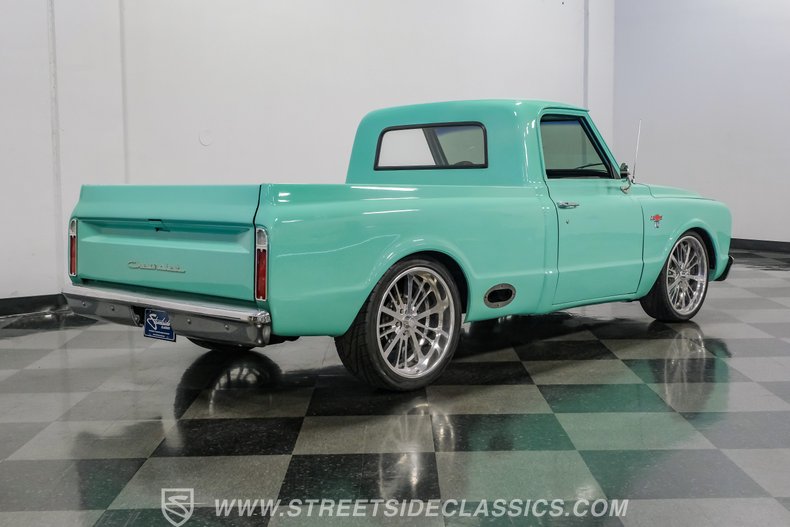 1967 Chevrolet C10 11