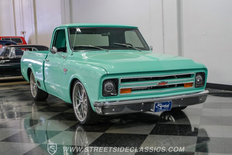 1967 Chevrolet C10 16