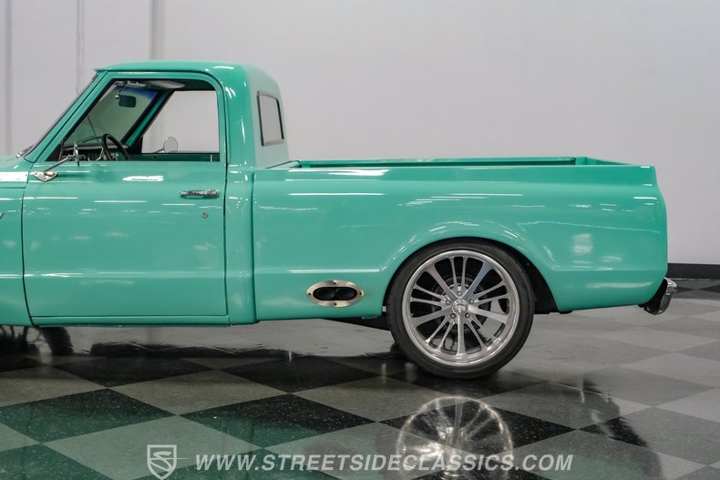 1967 Chevrolet C10 23