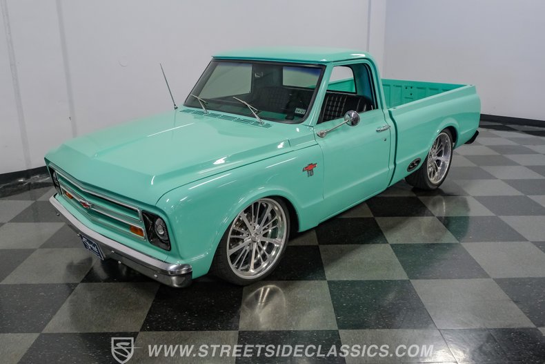 1967 Chevrolet C10 34