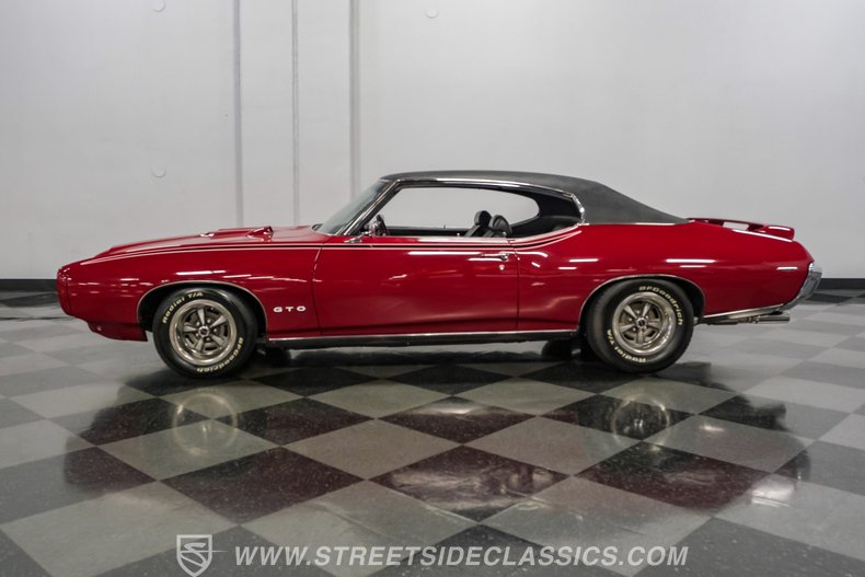 1969 Pontiac GTO 2
