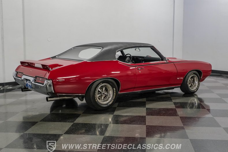 1969 Pontiac GTO 13