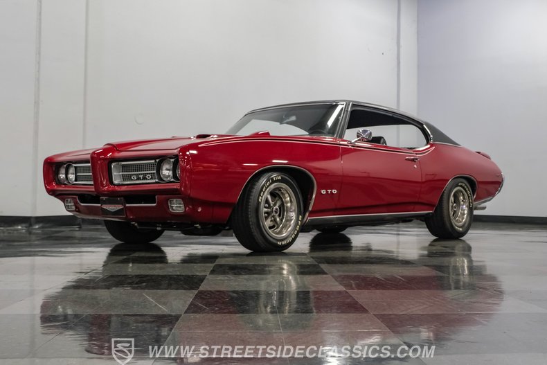 1969 Pontiac GTO 21
