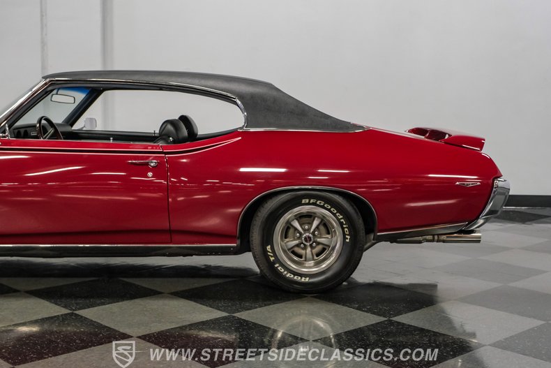 1969 Pontiac GTO 24