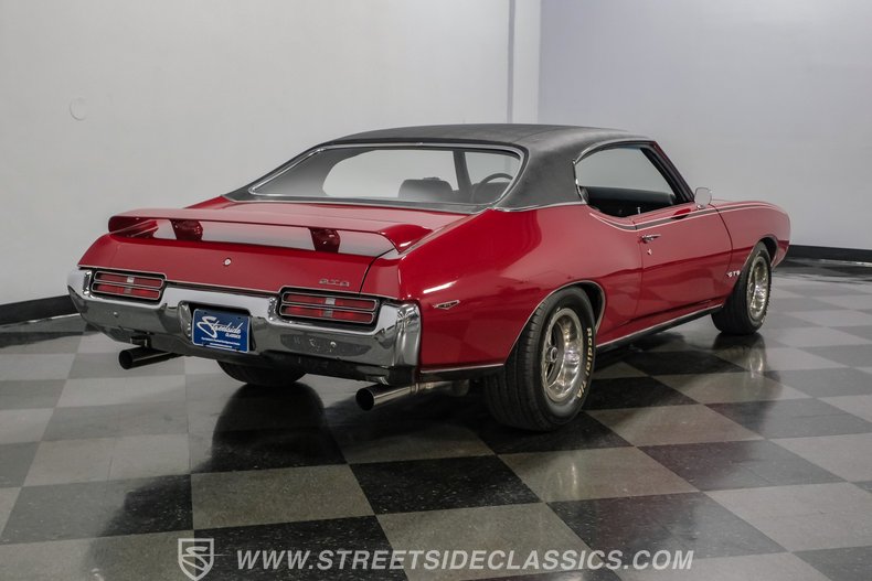 1969 Pontiac GTO 25