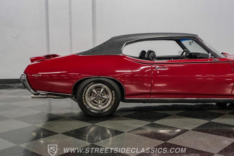 1969 Pontiac GTO 29
