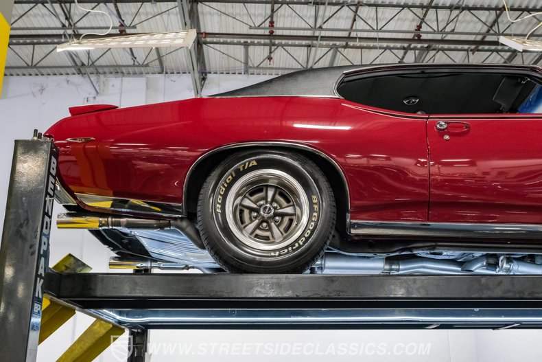 1969 Pontiac GTO 90