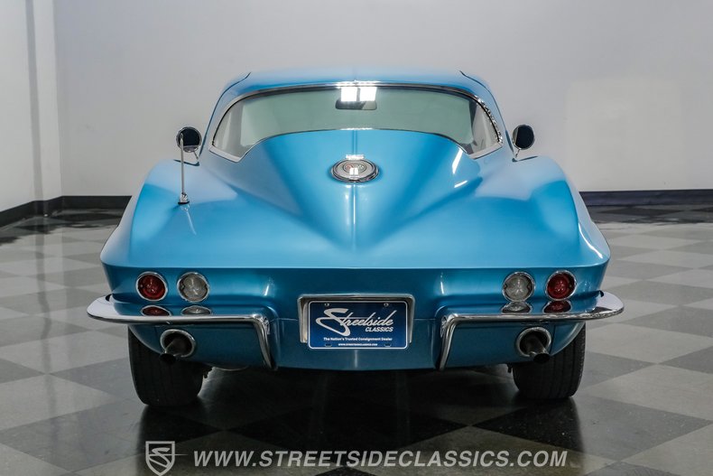1966 Chevrolet Corvette 11