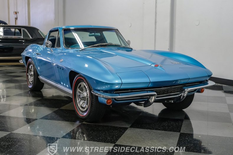 1966 Chevrolet Corvette 17