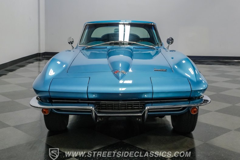 1966 Chevrolet Corvette 18
