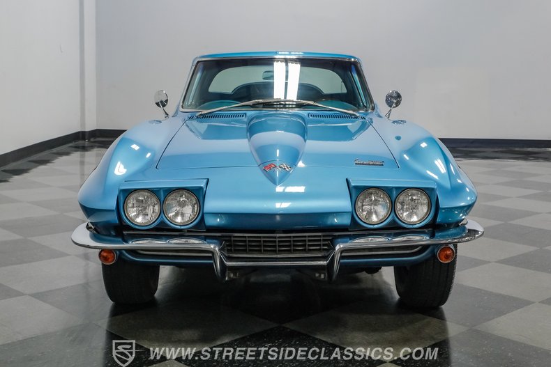 1966 Chevrolet Corvette 19