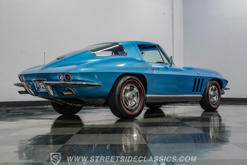 1966 Chevrolet Corvette 27