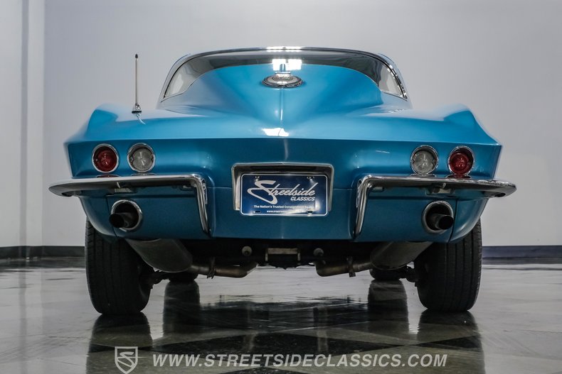 1966 Chevrolet Corvette 32