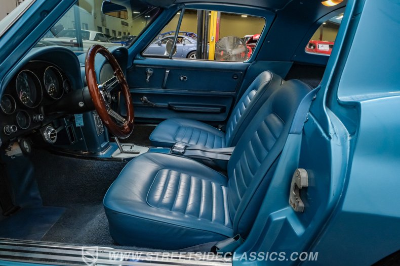 1966 Chevrolet Corvette 47