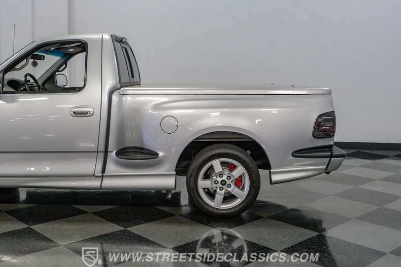 2001 Ford F-150 24