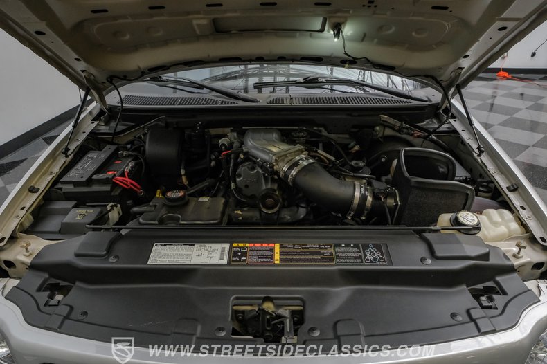 2001 Ford F-150 38