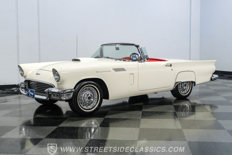 1957 Ford Thunderbird 6