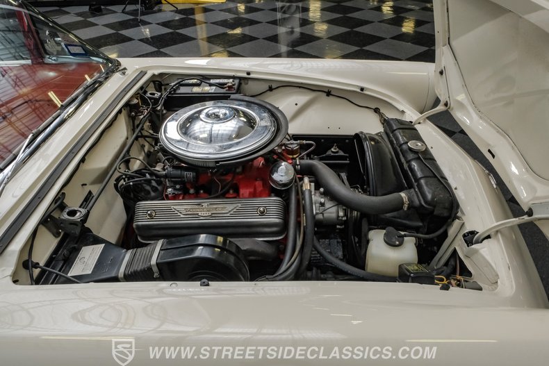 1957 Ford Thunderbird 40