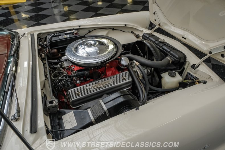 1957 Ford Thunderbird 41
